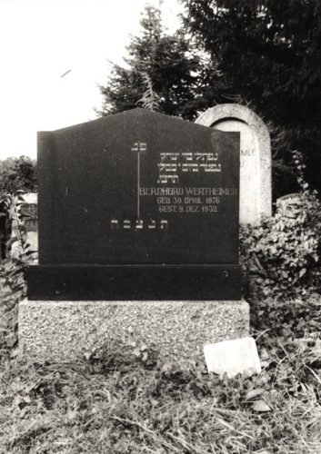 2025-04-08_Friedhof Bretten_Grabmal-Bernhard-Wertheimer_Christian-Walter Grabstein 41